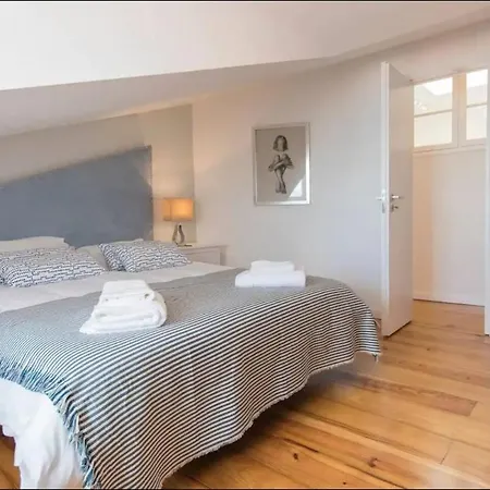 Alfama River View Apartamento